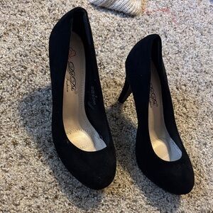 Classic Black Women's Pumps